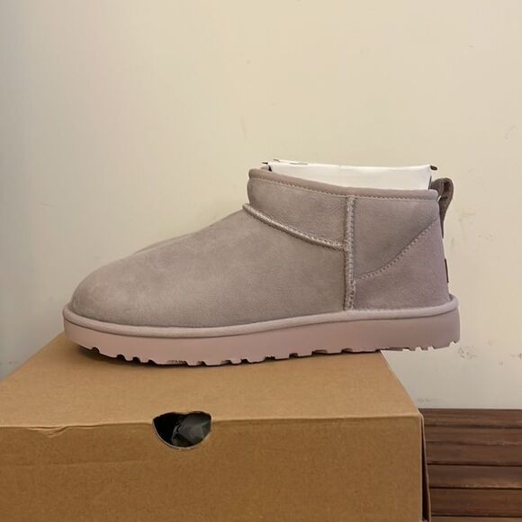 UGG Classic Ultra Mini Booties Pale Smoke USA Women 11/UK 9/EU 42 - Picture 8 of 13